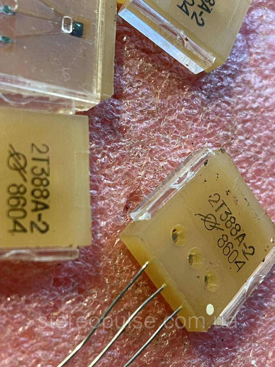 Транзистор  2Т388А - 2  pnp