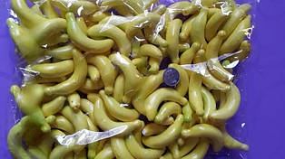 Декоративні фрукти "Банан" фотореквізит