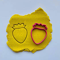 3D-формочки-вирубки для пряників "Полуниця 4"