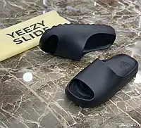 Женские шлепанцы Adidas адидас Yeezy Slide, черные 36 (22,7 см)