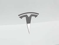 Эмблема значок Тесла на крышку багажника Tesla