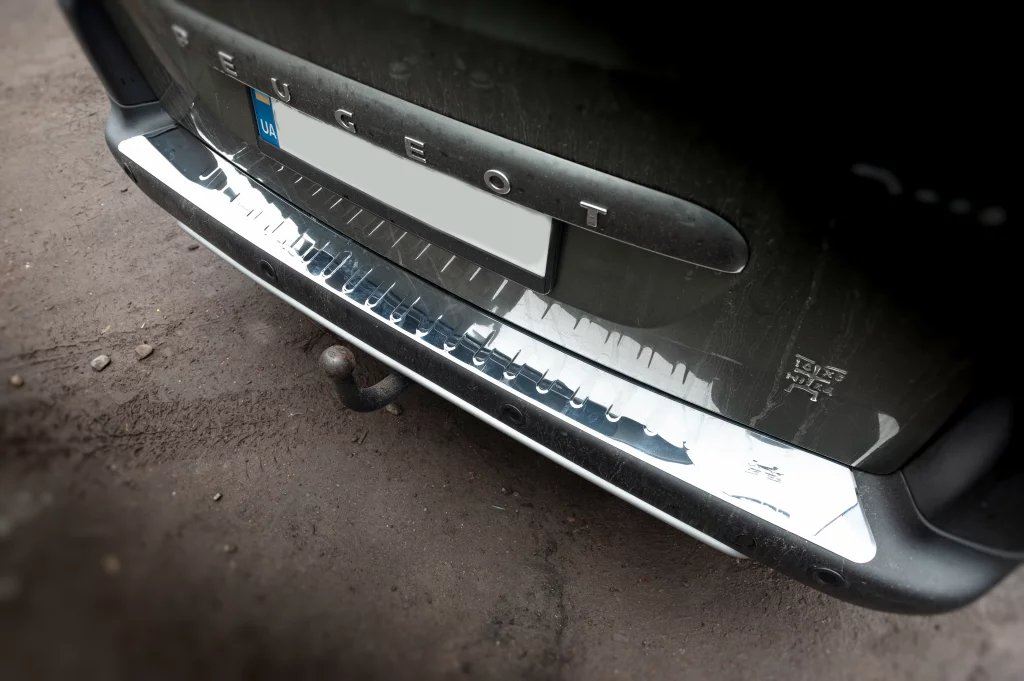 Накладка на задній бампер Carmos V2 для Peugeot Partner Tepee 2008-2018 Хром порогу Пежо Партнер Типи