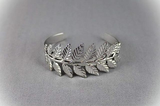 Браслет с лиственным узором серебристый Браслет с лиственным узором серебристый