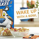 Сухий сніданок Kellogg`s Frosted Flakes Family Size 680g, фото 3