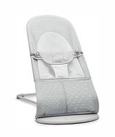 BabyBjorn - Крісло-шезлонг Bouncer Balance Soft Mesh, Silver/White (світло-сіра рама)