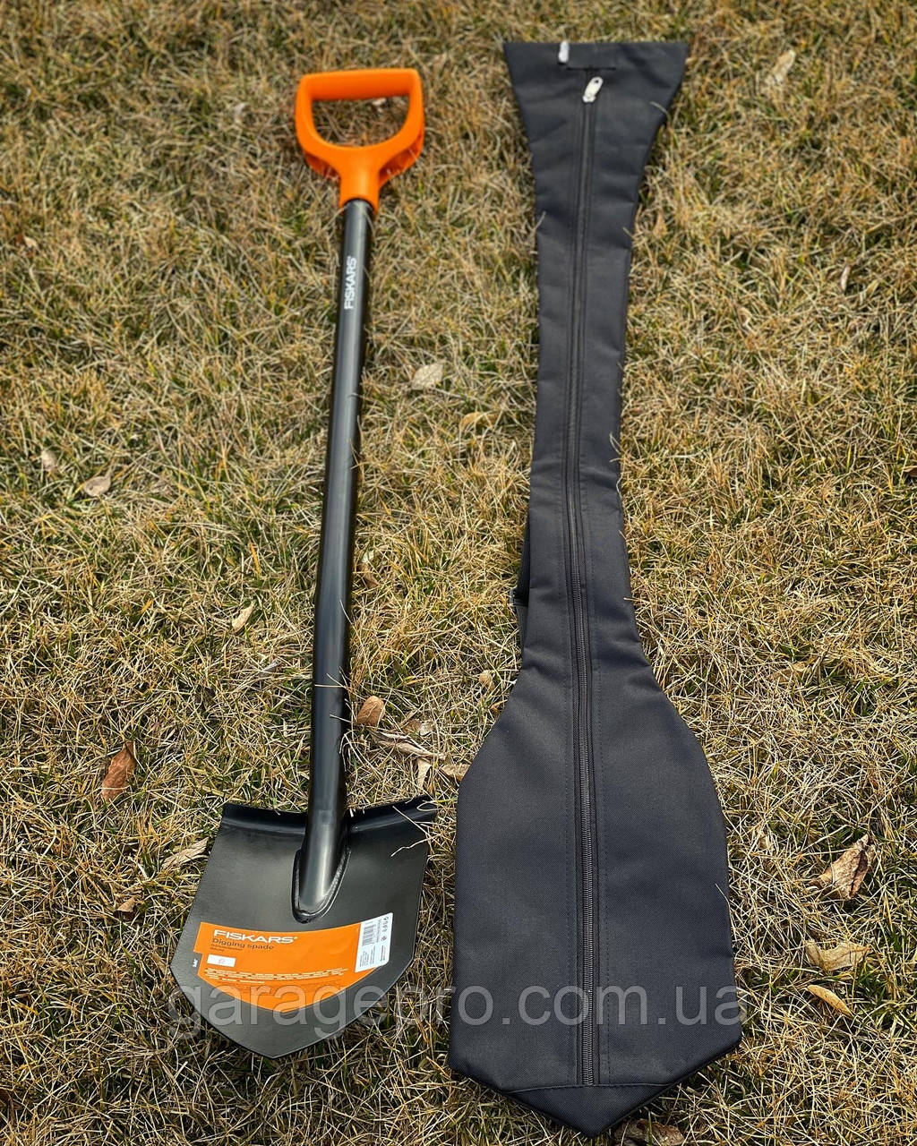 Чохол чорний на лопату Fiskars Solid 131426 (1003455), фото 1