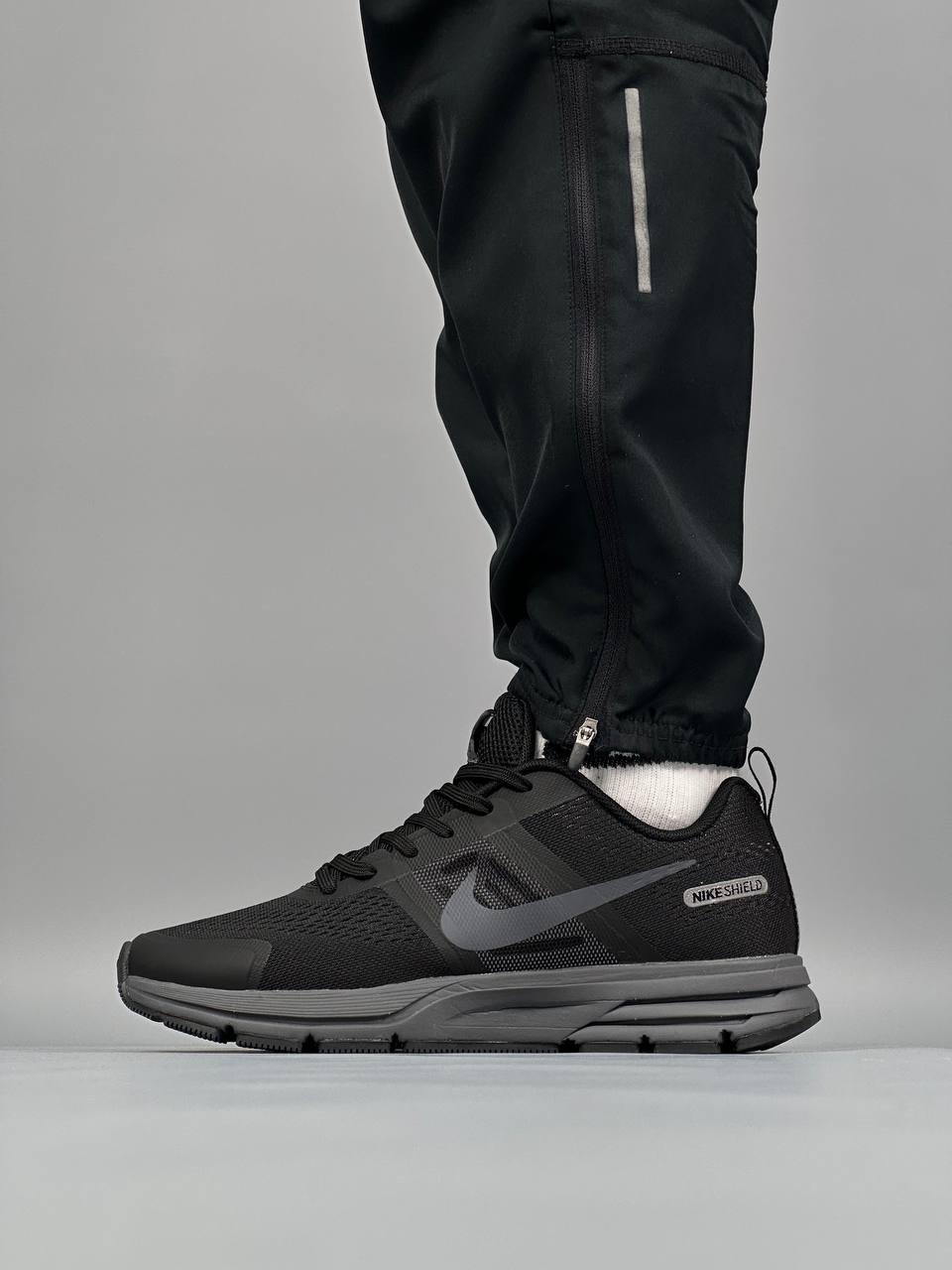 Pegasus 30 black and white cheap