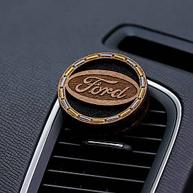 Ароматизатор на дефлектор в машину Ford ручної роботи в дерев'яній коробці.