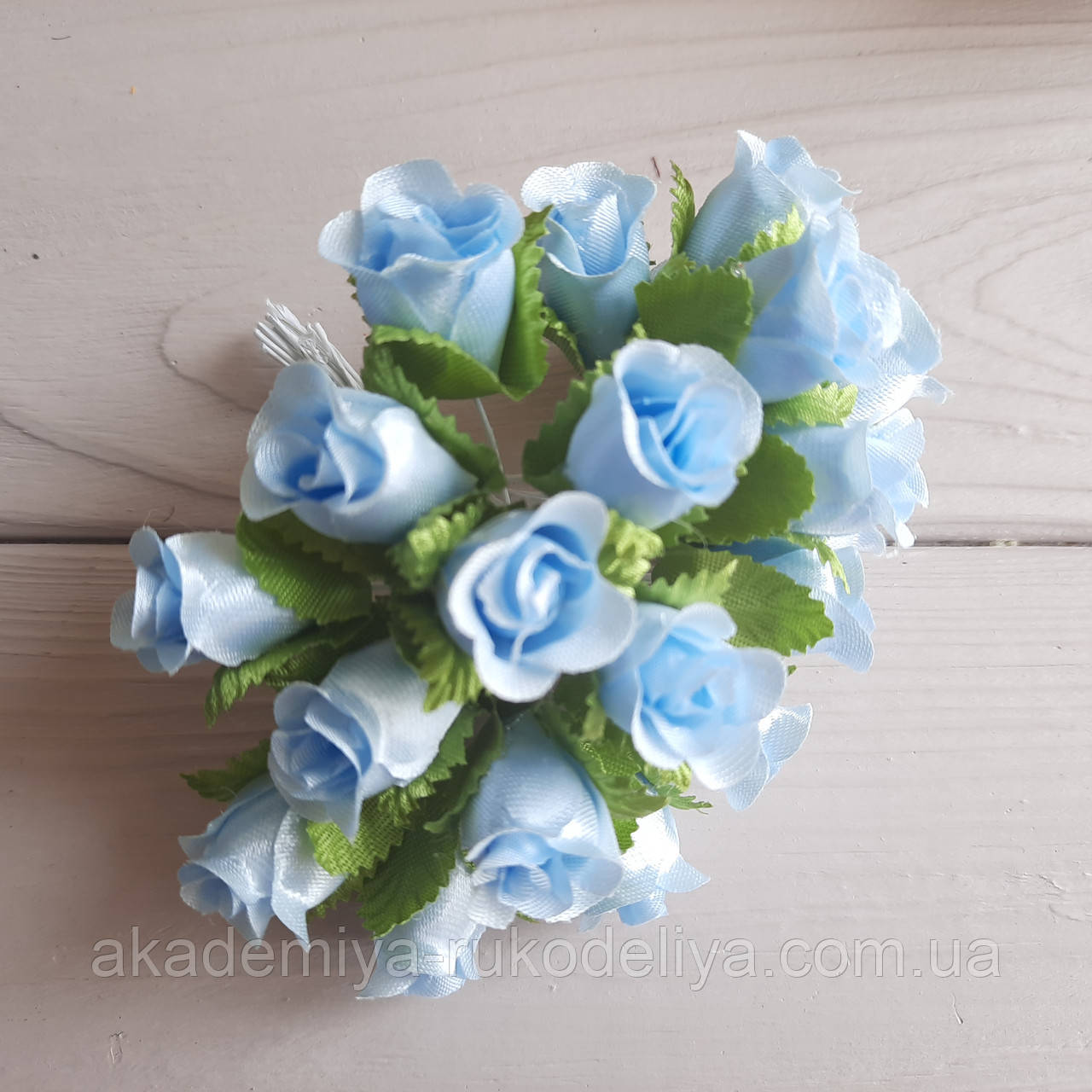 Троянди з тканини світло-блакитні на дротах 2 см (20 шт.), фото 1