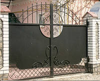 Ворота дворовые с использованием кованых элементов. Возможна доставка и установка.