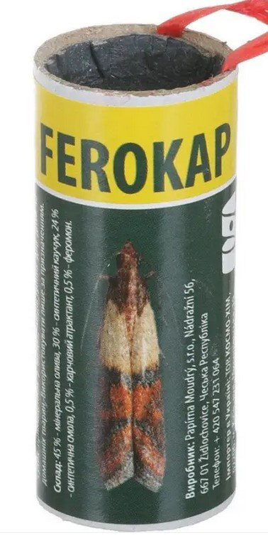 Липка стрічка від молі