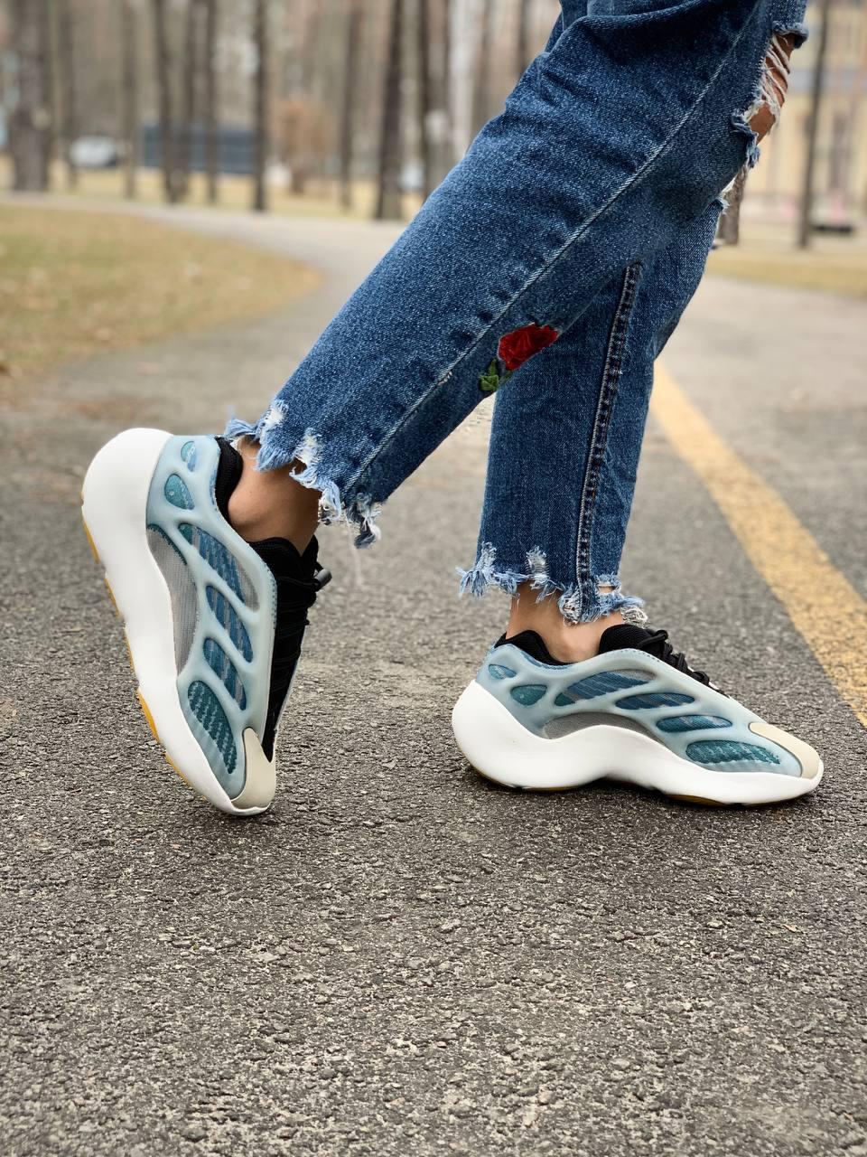 Yeezy 700 cheap adidas ragazza