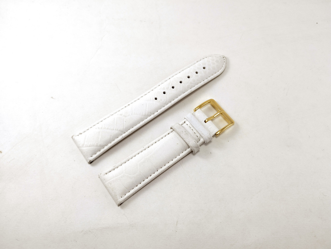 Шкіряний ремінець для наручних годинників 22 мм Nagata Spain білий текстурний із золотистою пряжкою