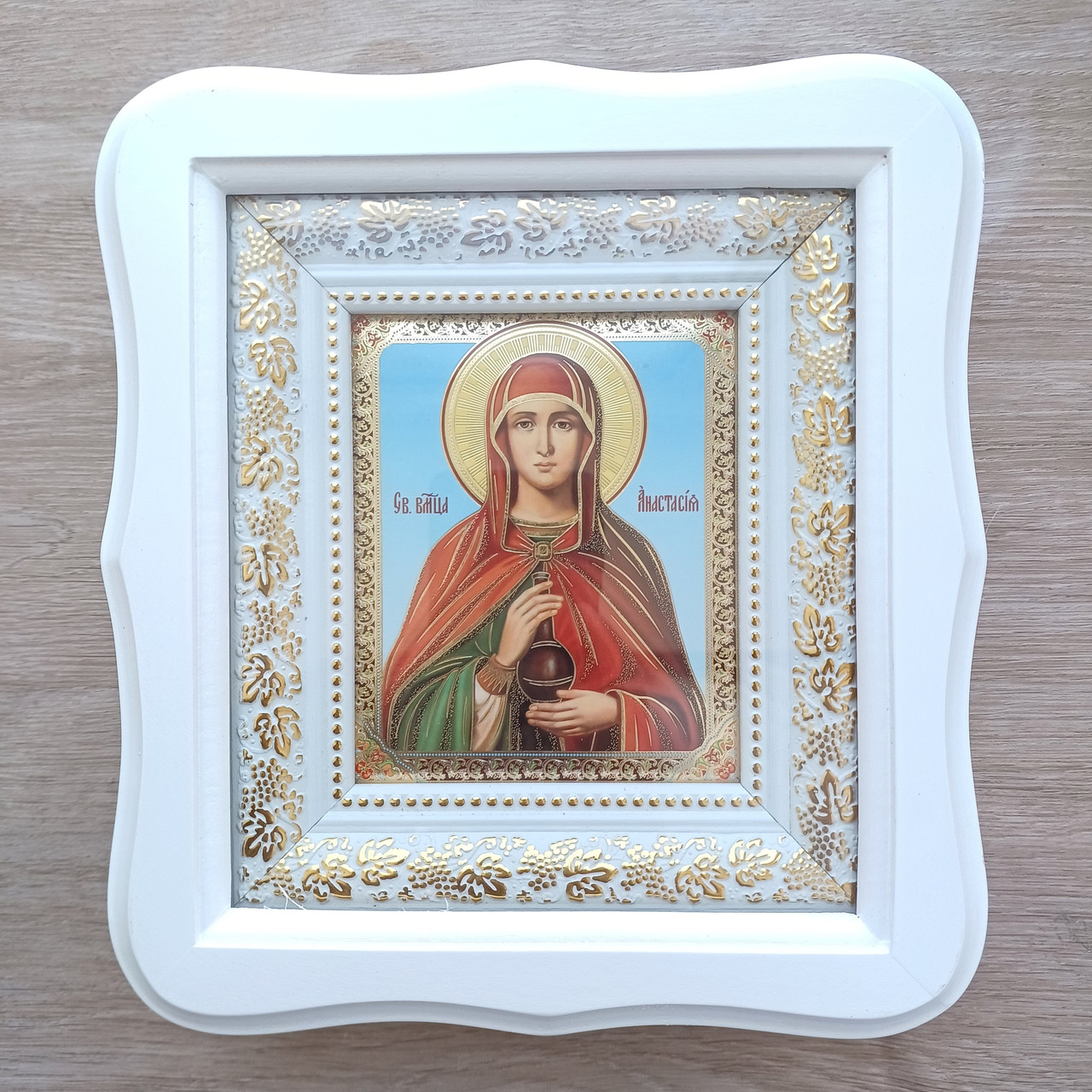 Ікона Анастасія свята великомучениця, лі6к 10х12 см, у білому фігурному дерев'яному кіоті