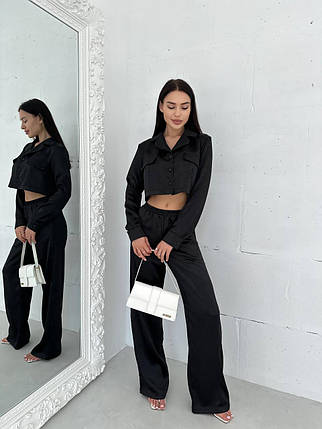 Сатиновий жіночий костюм у піжамному стилі укорочена сорочка на ґудзиках та вільні брюки Ds5598, фото 1
