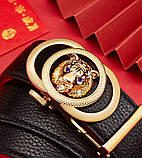 Чоловічий шкіряний ремінь автомат із двома пряжками. Чоловічий подарунковий набір у коробці (чорний), фото 3