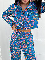 Шовковий жіночий костюм в піжамному стилі сорочка на ґудзиках та вільні брюки Ds5600, фото 2
