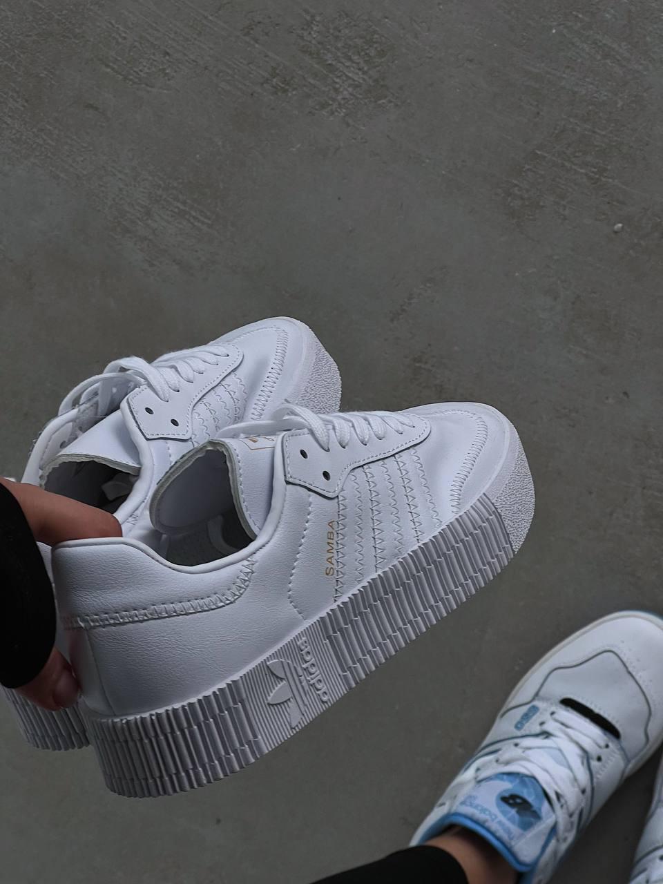 Rose white sales adidas
