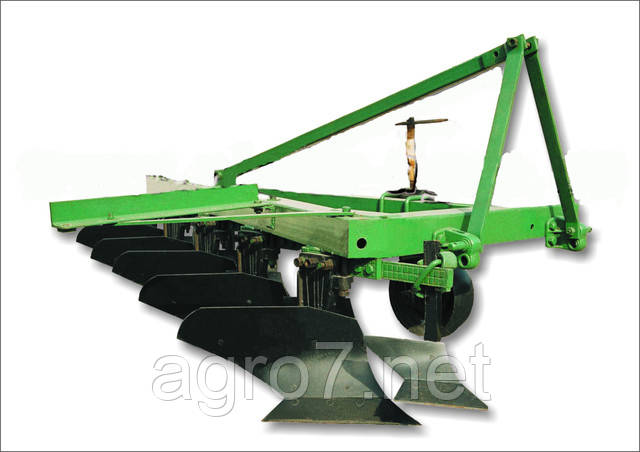 Плуг на трактор