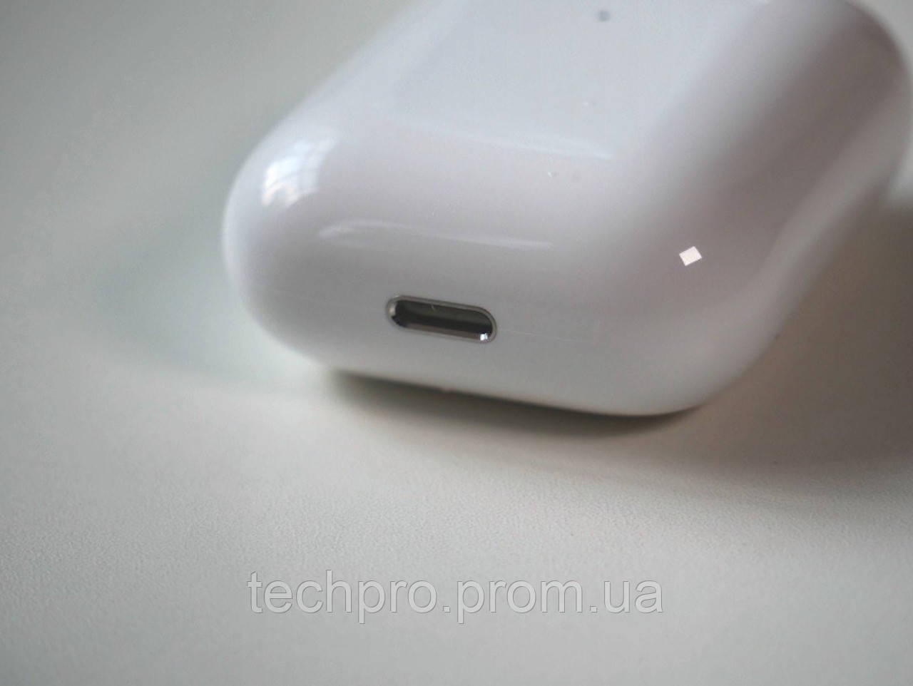 Наушники Apple AirPods 2 с беспроводной зарядкой - фото 9 - id-p1891173466