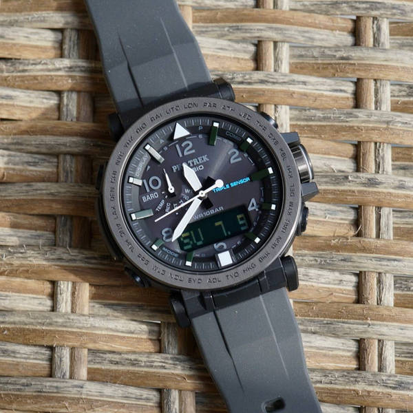 Casio pro trek 650y discount