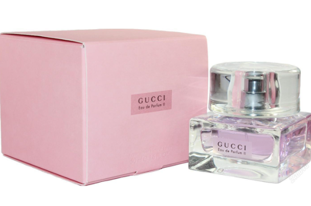 парфум із запахом геліотропу