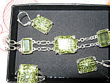 Гарнітур набір Avon сережки, каблучка, браслет із зеленим камінням, фото 6