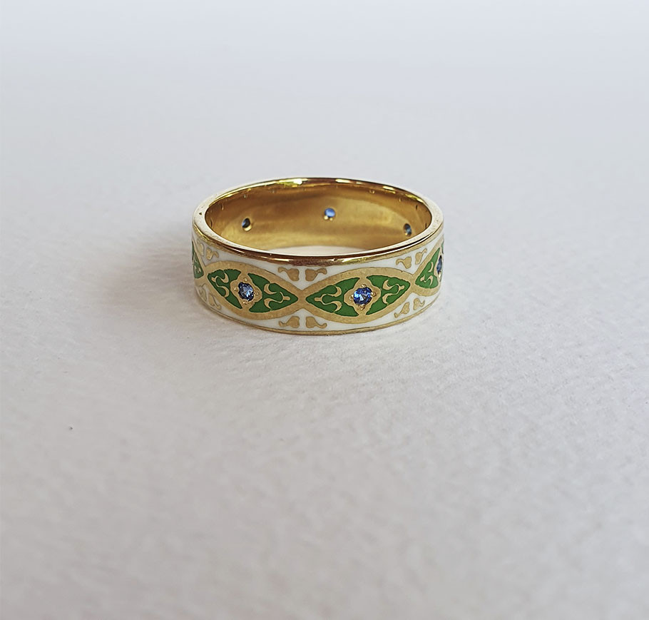 Золоте кільце З емаллю і Сапфірами, фото 1