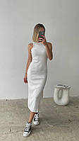 Базовое повседневное платье миди в рубчик белого цвета , приталенное платье белого цвета