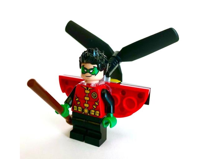 Lego Super Heroes DC Robin Heli-Pack із Batman : фігурка колекційна конструктор Робін із геліпаком 212221