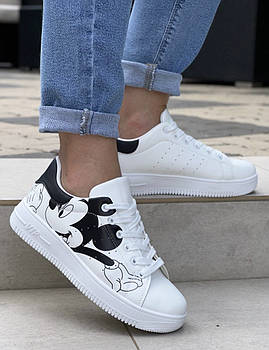 Кросівки жіночі 8 пар у ящику білого кольору 36-41