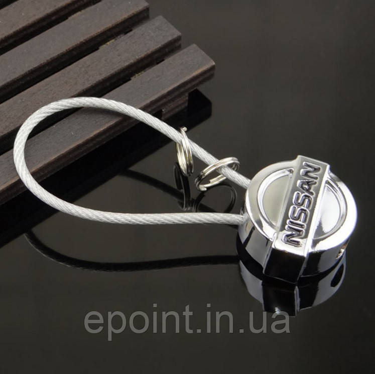Брелок круглої форми з логотипом Nissan, хром