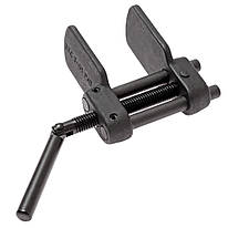 Пристосування для розтискання поршнів гальмівних циліндрів J01 JTC