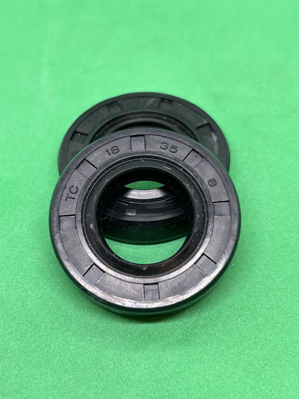 Сальник, Манжета 18х35-8, фото 1