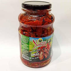 Yunus sun dried tomato в'ялені томати з спеціями в олії 1,5 кг Туреччина