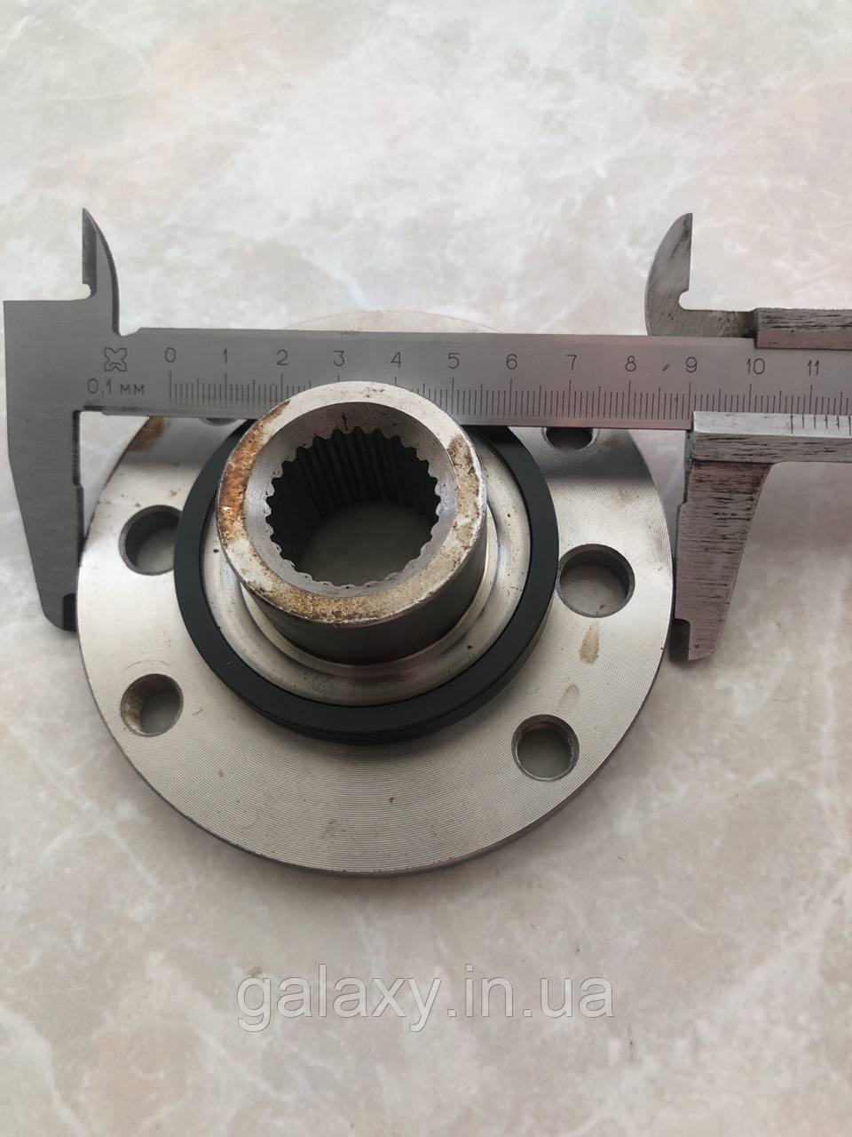 Фланець редуктора заднього моста Ford Transit 1986-2000 Z = 25/D=107, фото 1