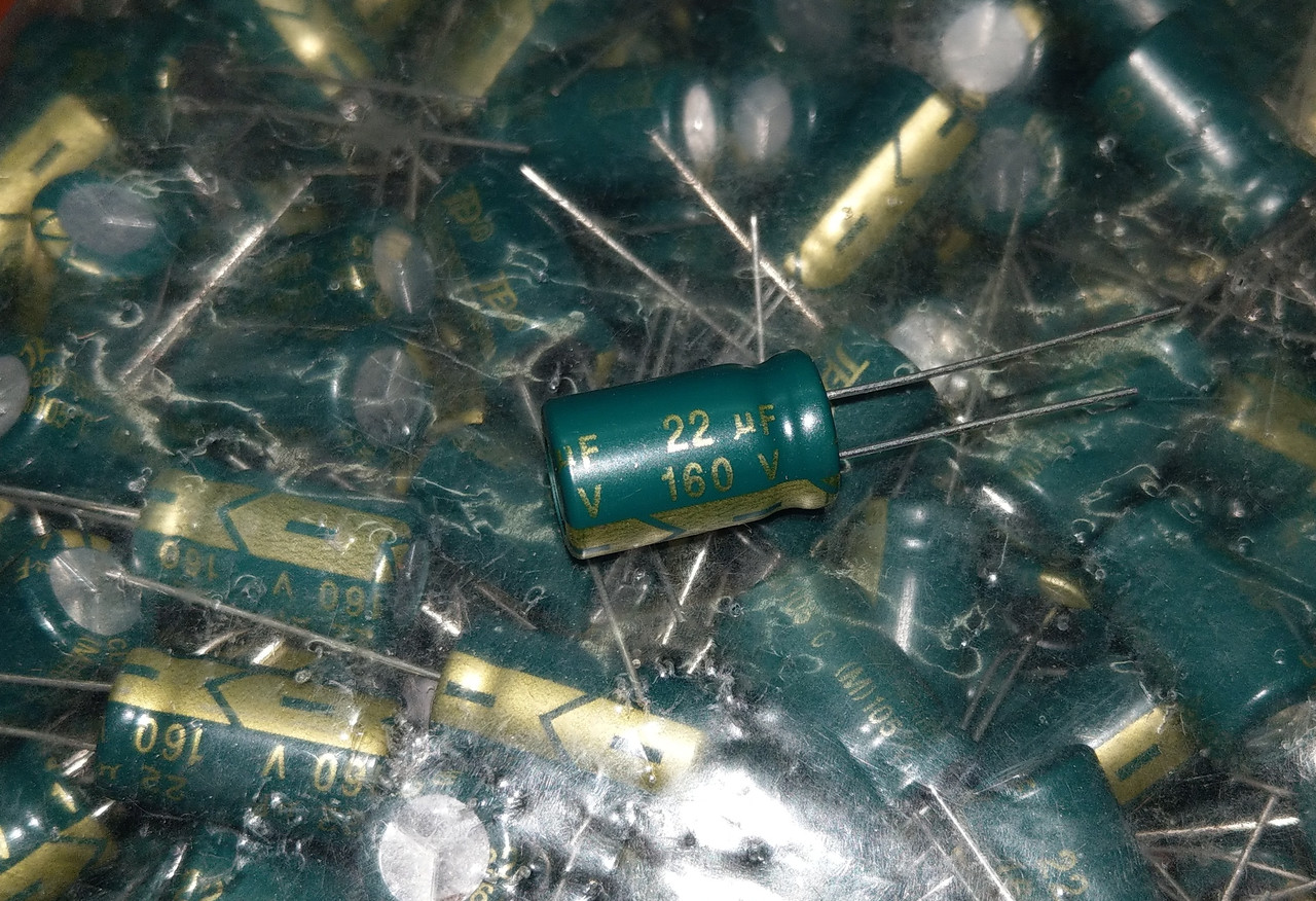 Конденсатор 22uF 160V (10*16) 105°C