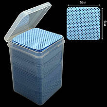 Серветки безворсові з перфорацією у пластиковому контейнері 5х5 см., 200 шт. в./уп Синій К