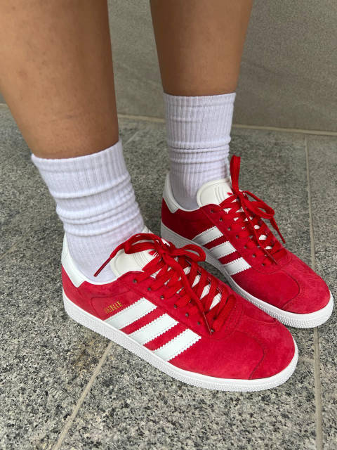 Adidas gazelle ii red hotsell