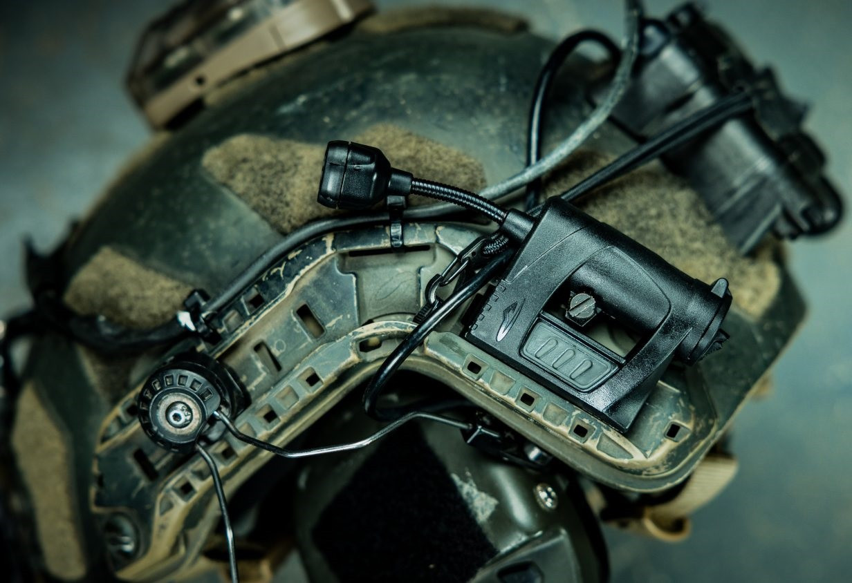 Тактический фонарь на шлем Charge Pro, военный тактический фонарь Princeton Tec - фото 7 - id-p1882324635
