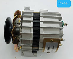 Генератор 350 Вт правий KM385BT