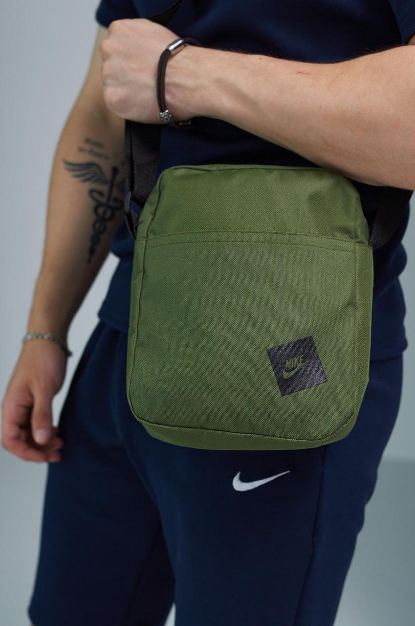Барсетка поясна Nike хакі сумка через плече найк чоловіча жіноча месенджер тканинний