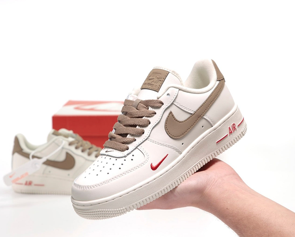 Nike force 1 beige 2025