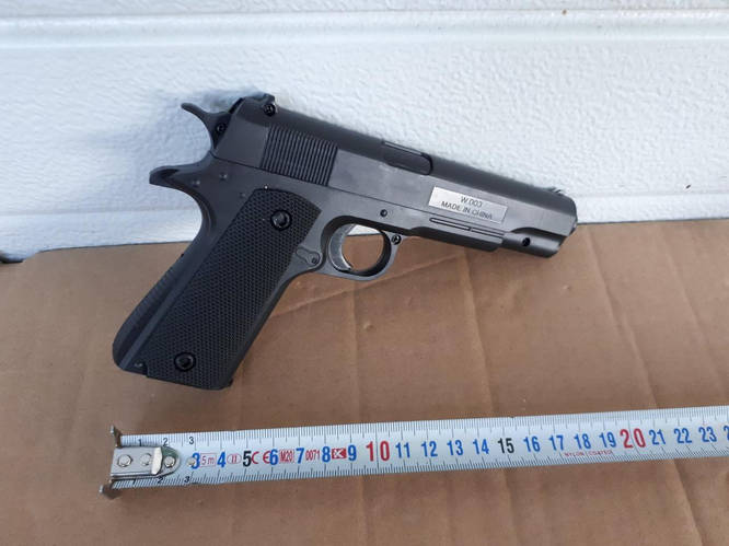 Пистолет на пластиковых пульках. В кульке. (ID#1892692164), цена: 80.46 ...