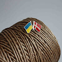 Значок на костюм Флаги Украины и Дании на застежке с никелевым покрытием