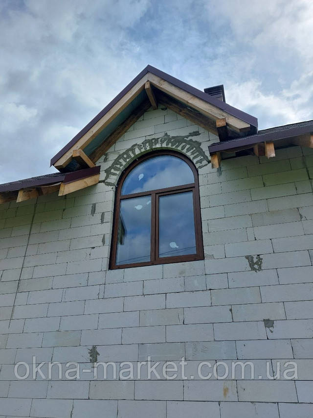 Ламіновані арочні вікна Вишневе фото ВІКНА МАРКЕТ