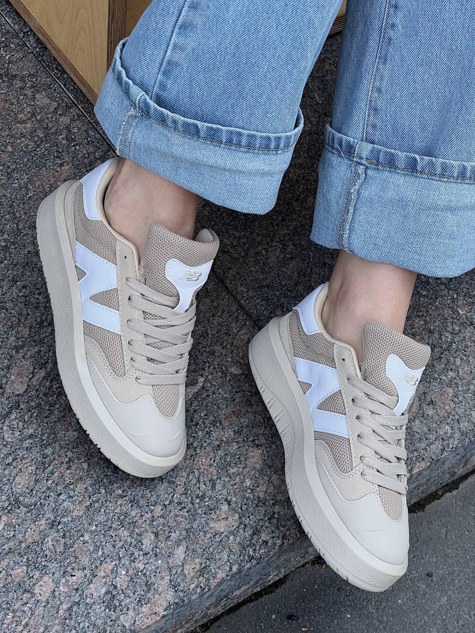 Світлі жіночі кросівки Нью Беленс CT 302. Класні жіночі кроси New Balance CT 302 beige.