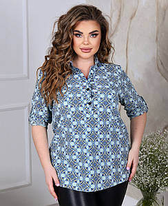 Жіноча блузка великого розміру з абстрактним принтом