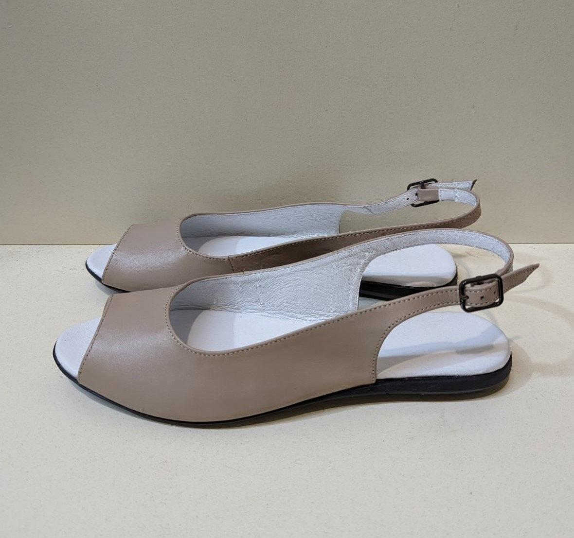 STTOPA Розміри 36-45. Босоніжки великих розмірів шкіряні. 172-3645 Бежеві, фото 1