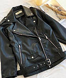 Куртка косуха з екошкіри подовжена чорна оверсайз із поясом, фото 8